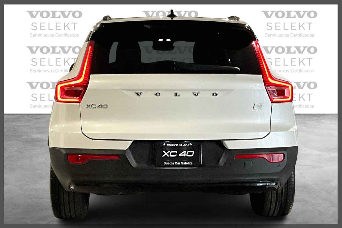 Volvo XC40 2022