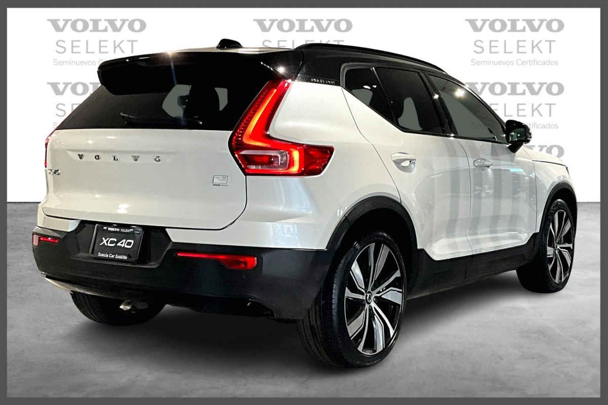 Volvo XC40 2022