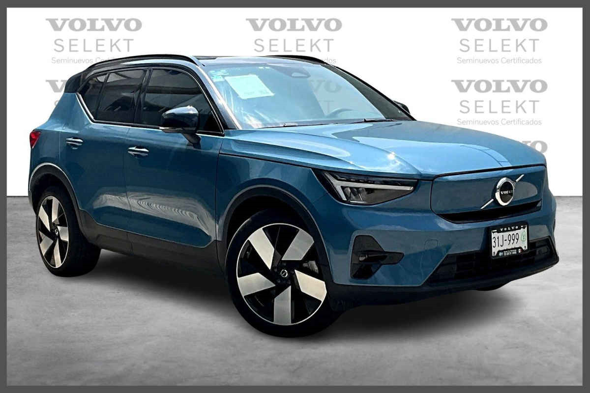 Volvo XC40 2023