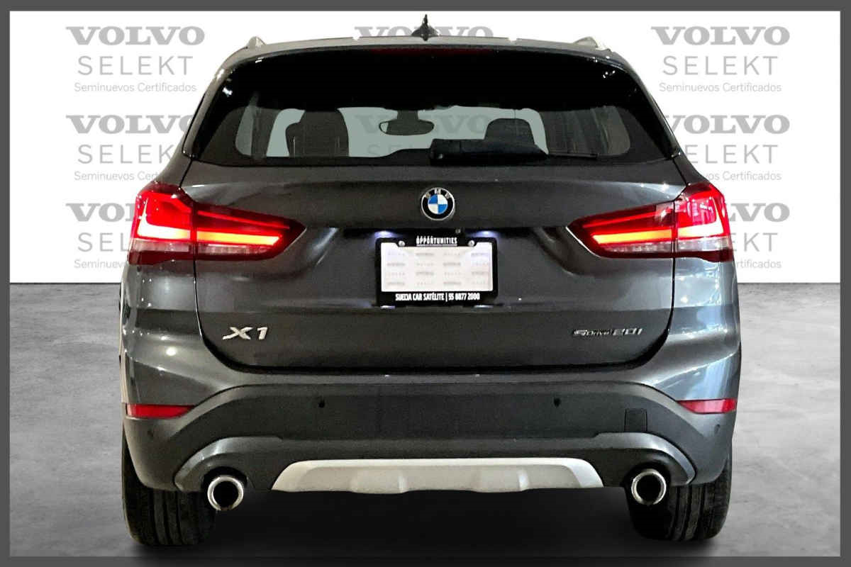 BMW X1 2021