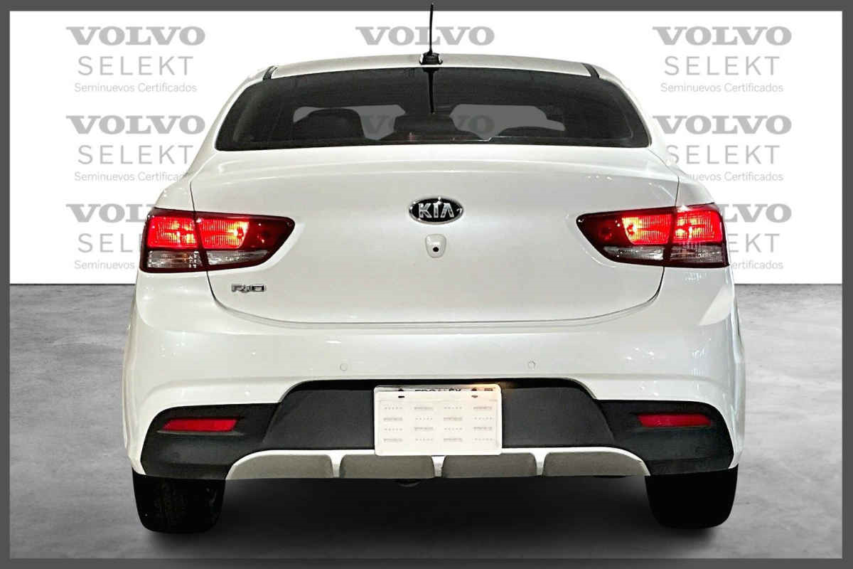 Kia KIA RIO SEDAN 2020