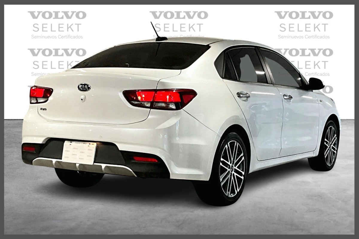 Kia KIA RIO SEDAN 2020