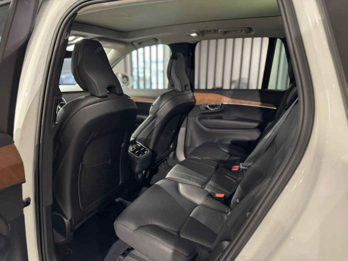 Volvo XC90 2023