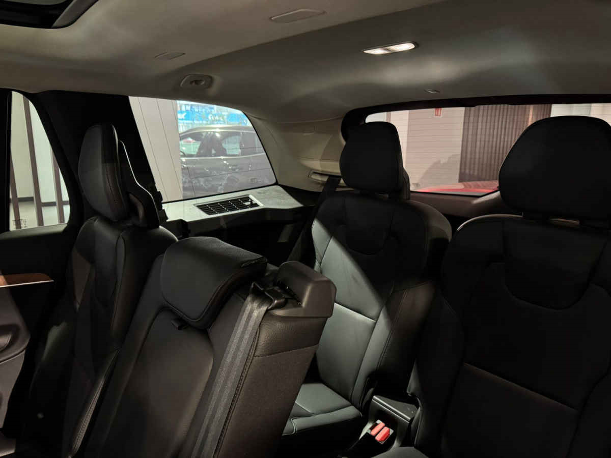 Volvo XC90 2023