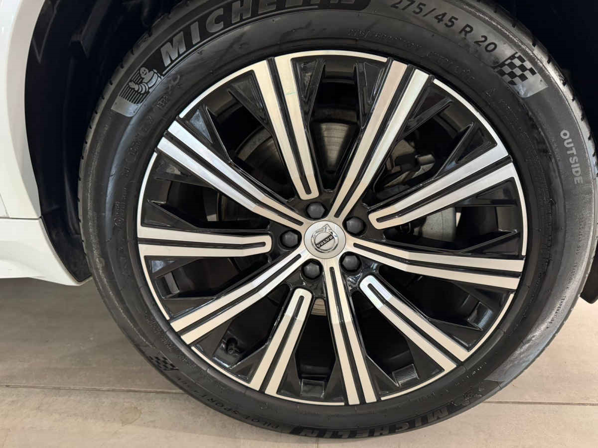Volvo XC90 2023