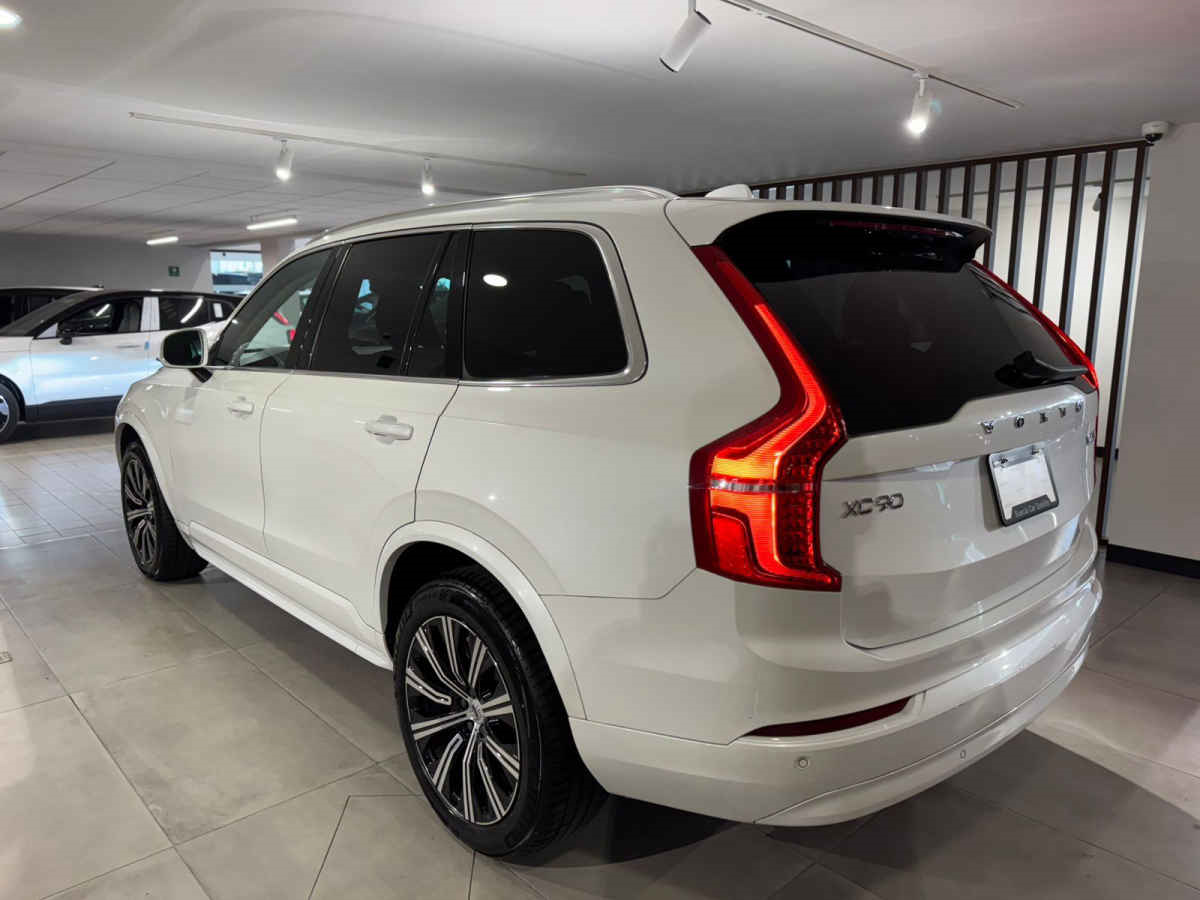 Volvo XC90 2023