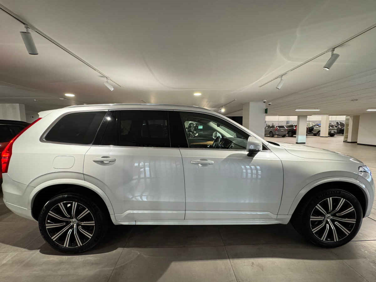 Volvo XC90 2023