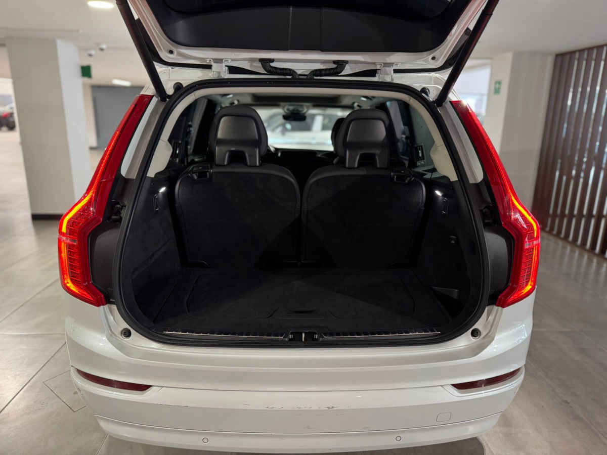 Volvo XC90 2023
