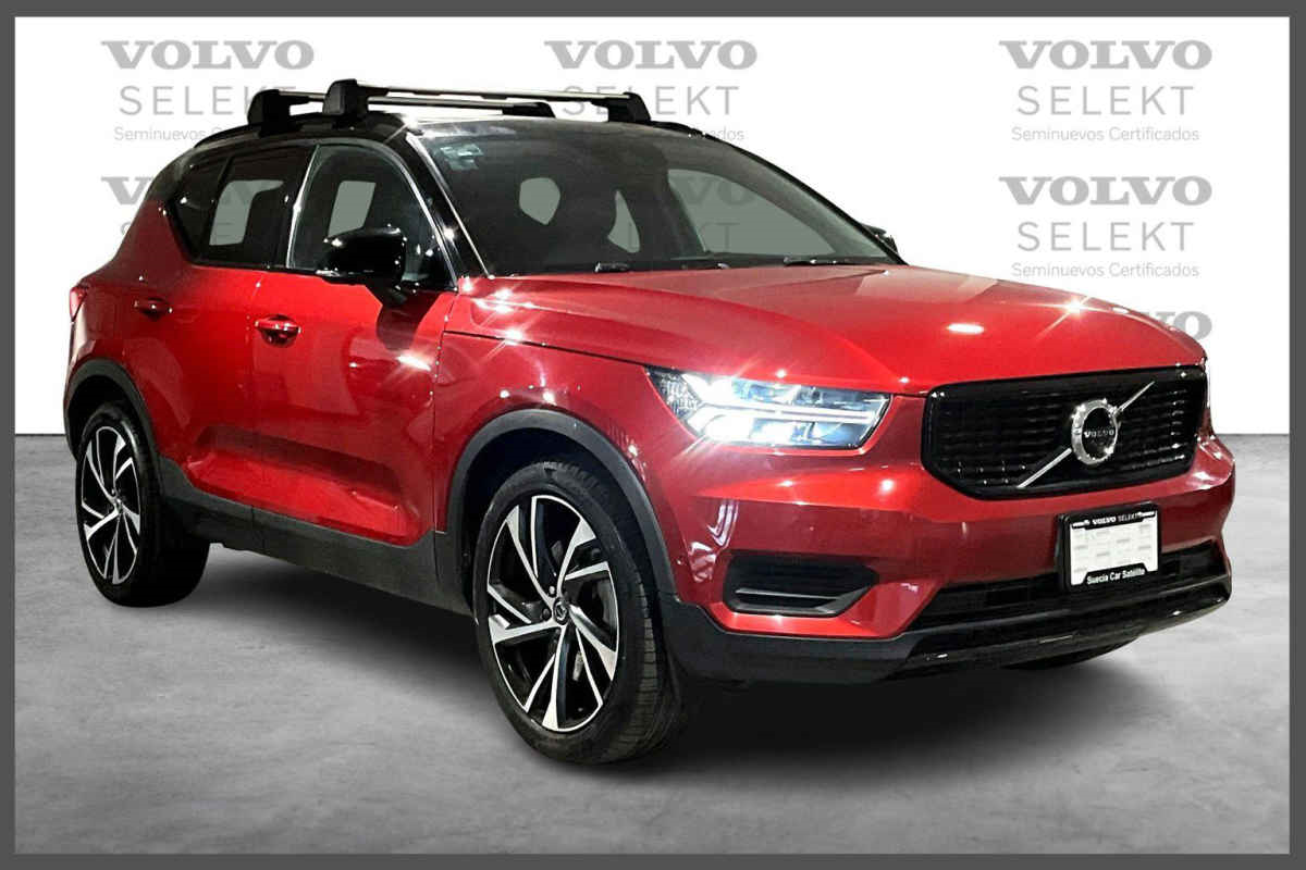 Volvo XC40 2021