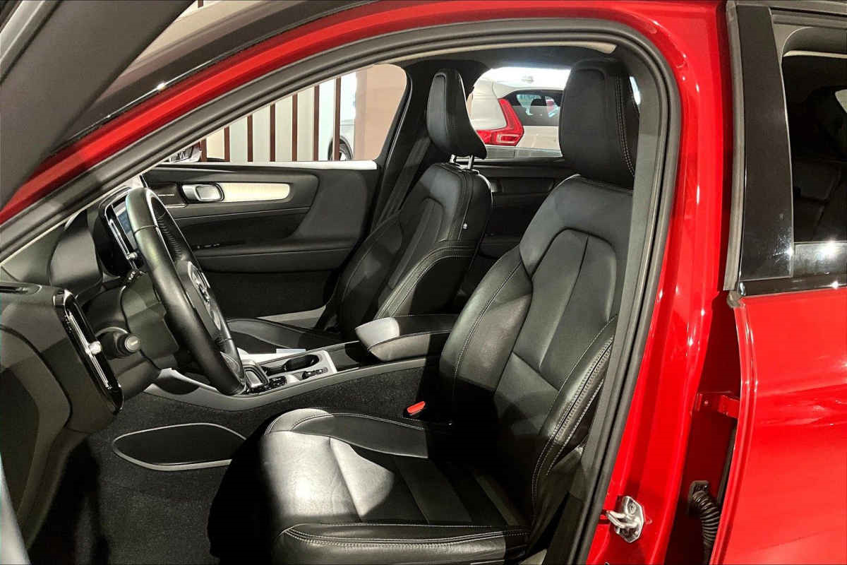 Volvo XC40 2021