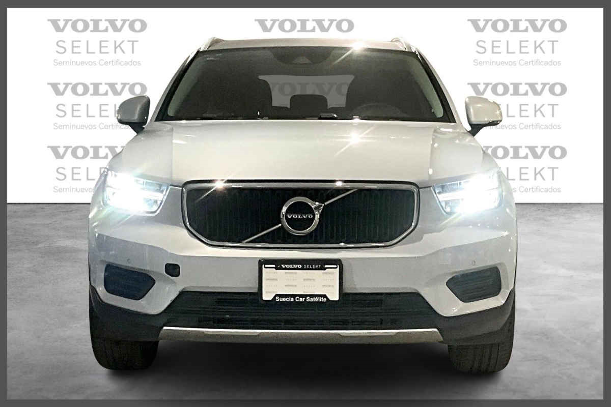 Volvo XC40 2022