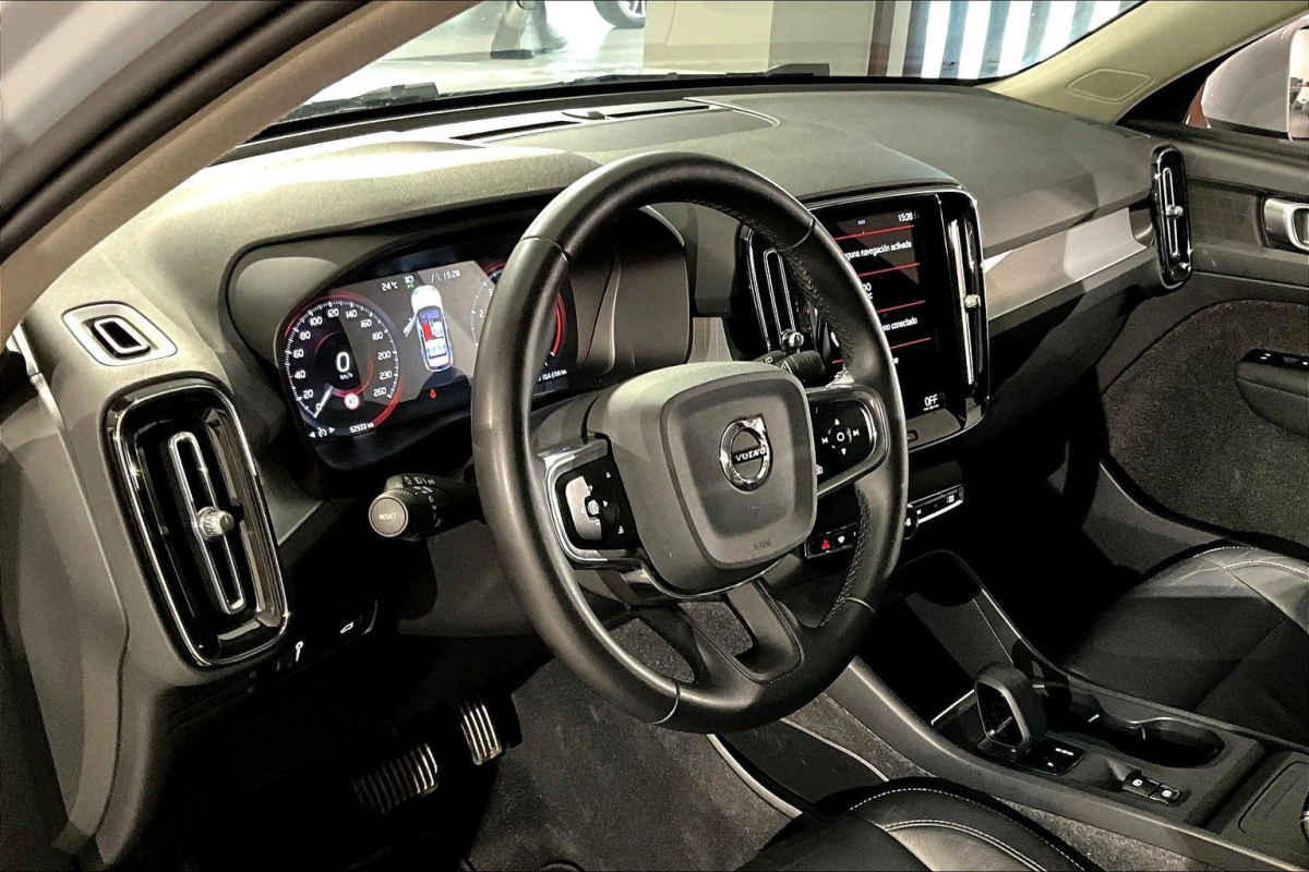 Volvo XC40 2022