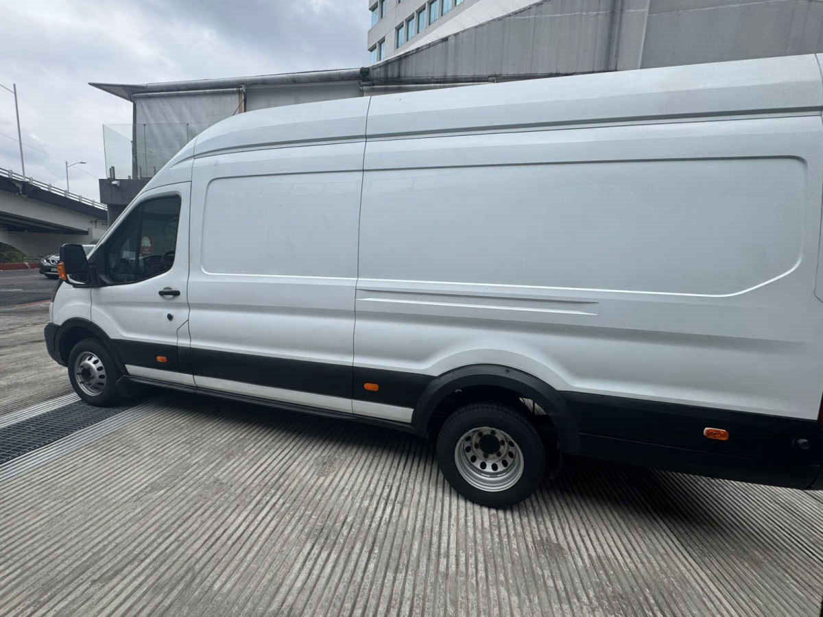 Ford Transit 2020