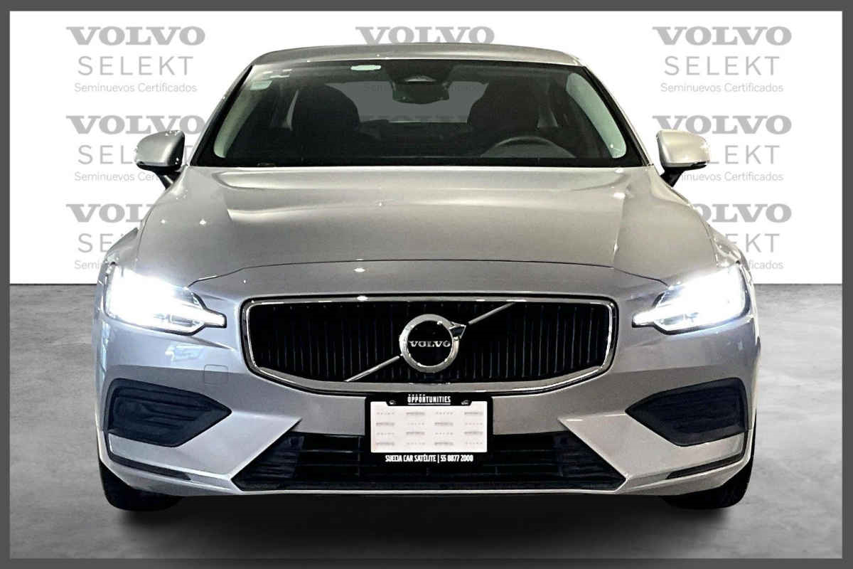 Volvo S60 2023