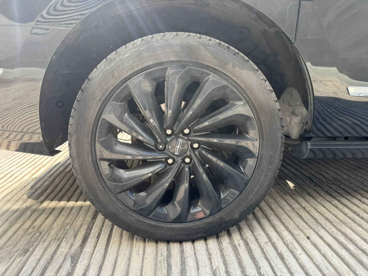 Lincoln Navigator 2020
