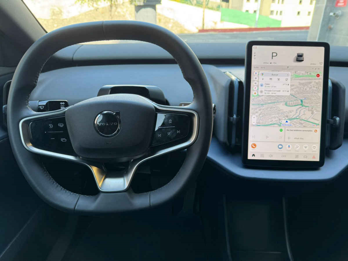 Volvo EX30 2024