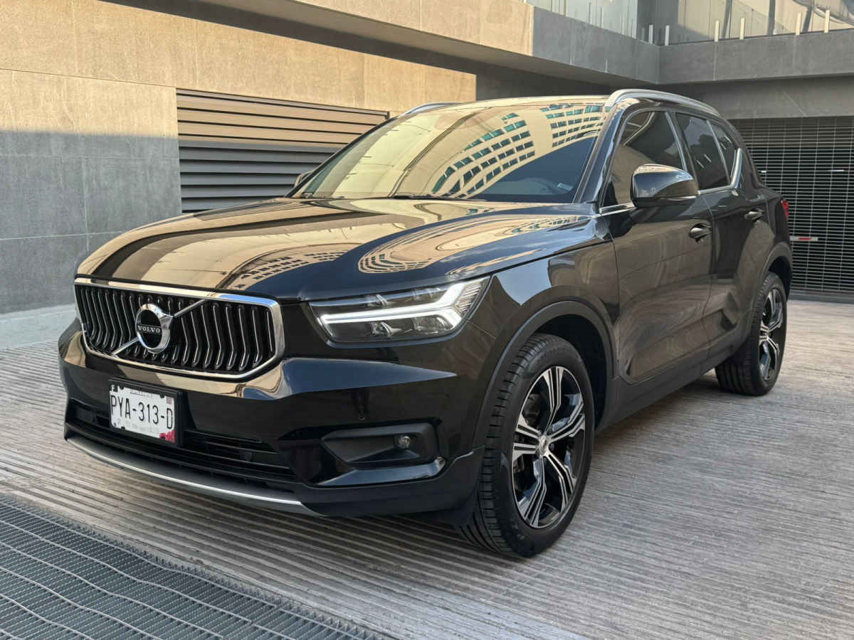 Volvo XC40 2022