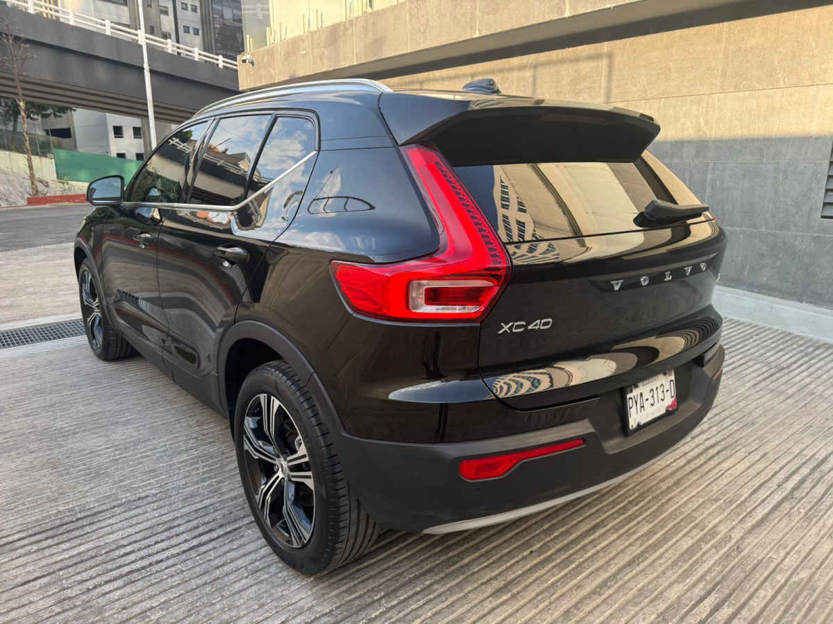 Volvo XC40 2022