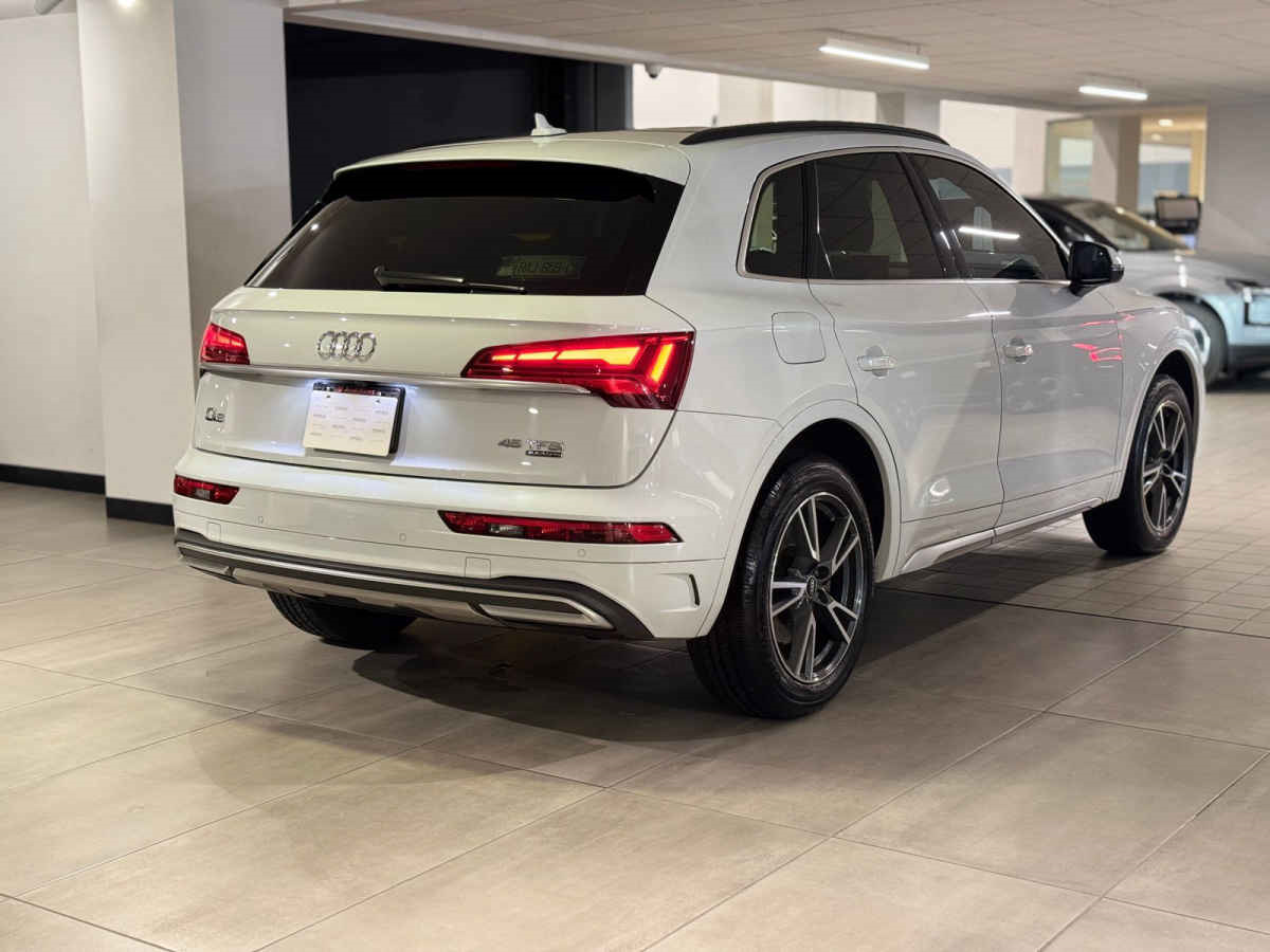 Audi Q5 2021