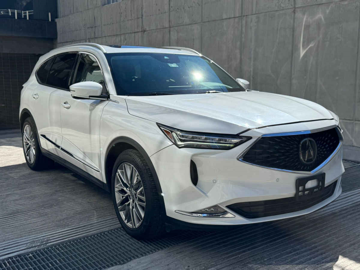 Acura MDX 2022