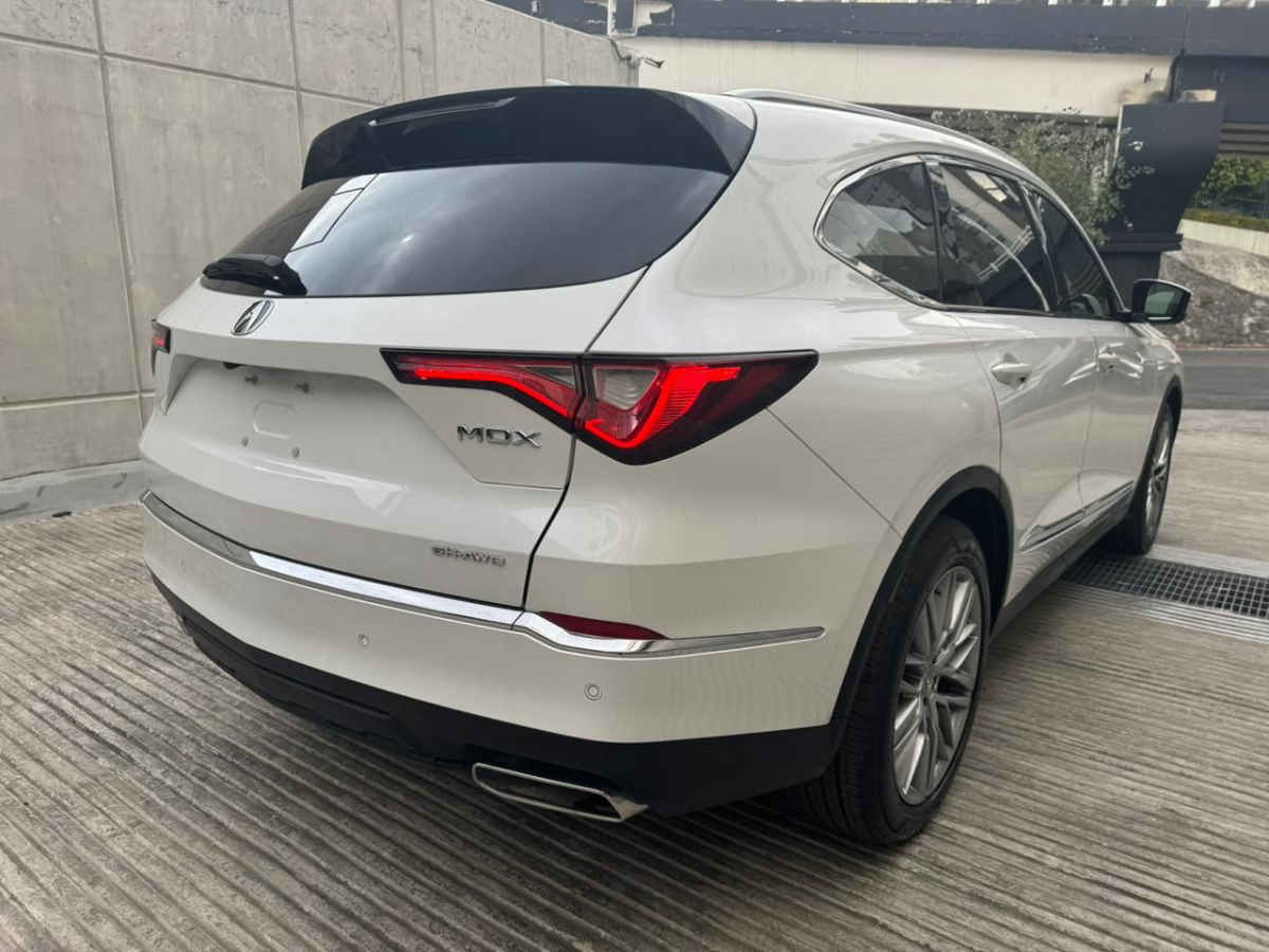 Acura MDX 2023