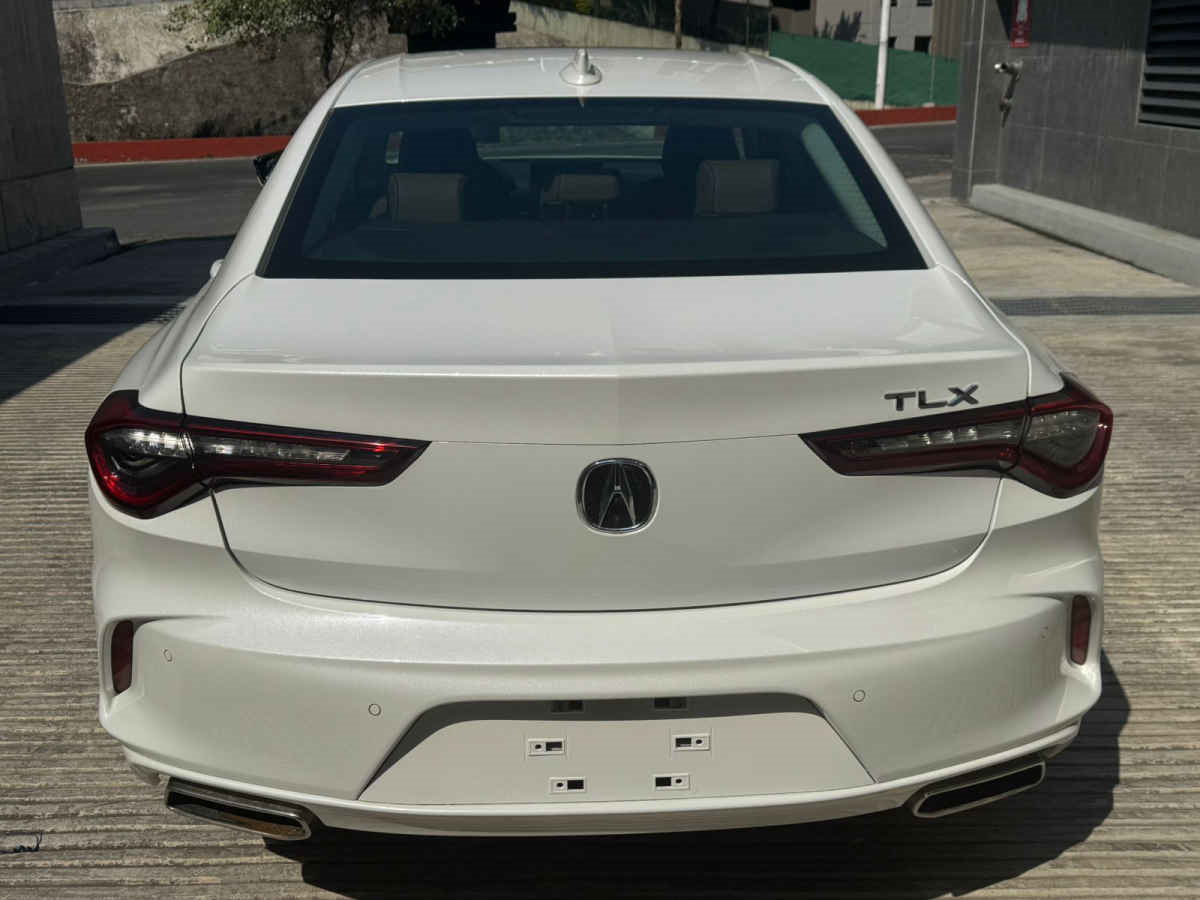 Acura TLX 2022