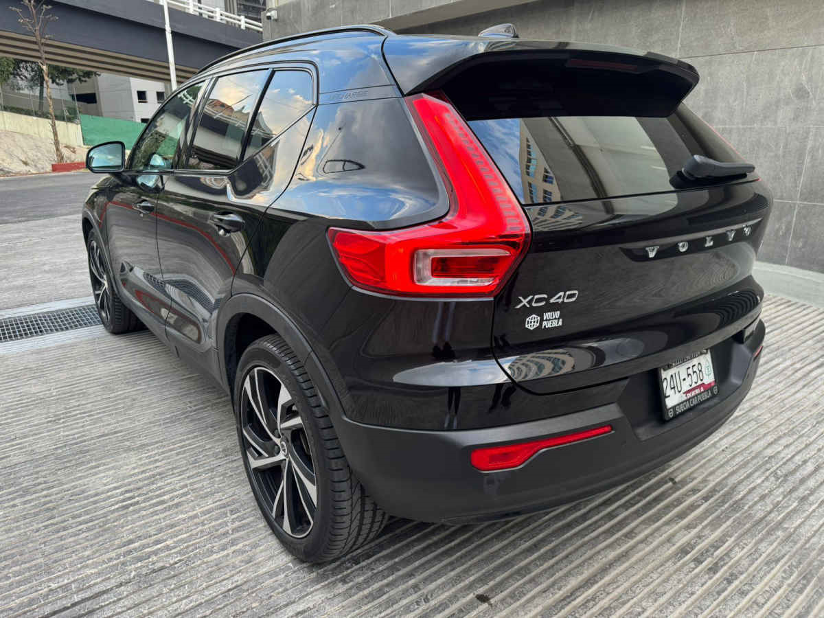 Volvo XC40 2022