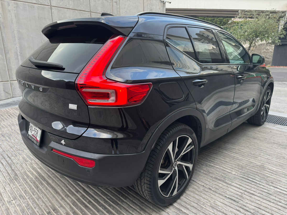 Volvo XC40 2022