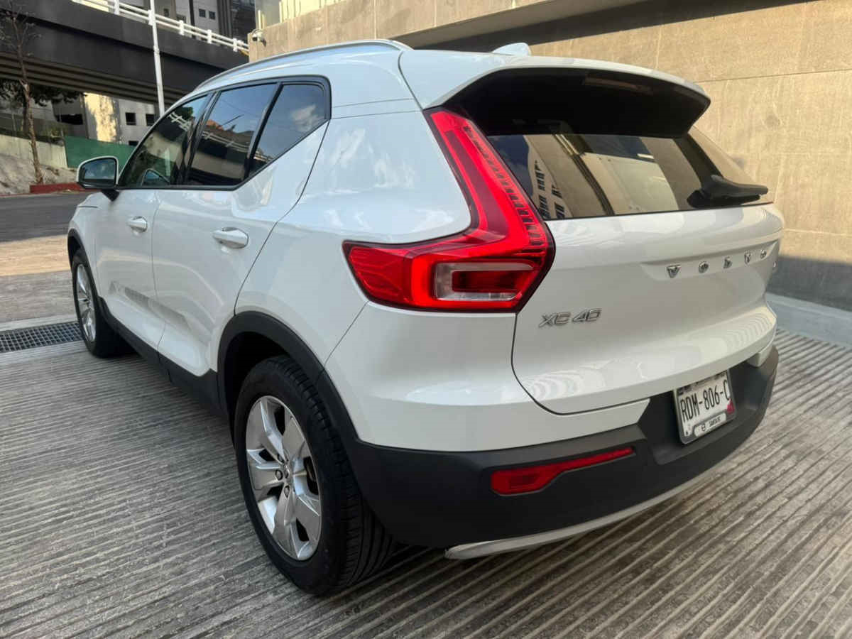 Volvo XC40 2020