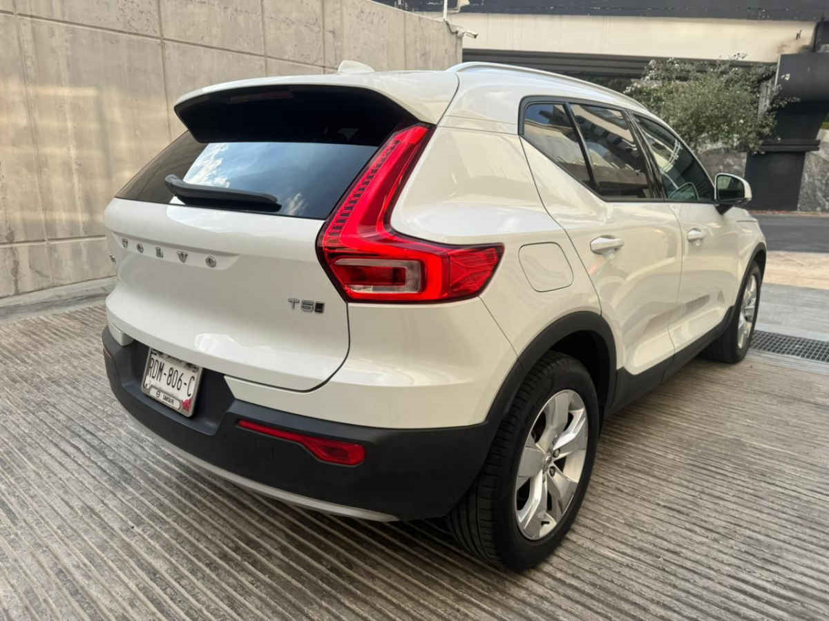 Volvo XC40 2020