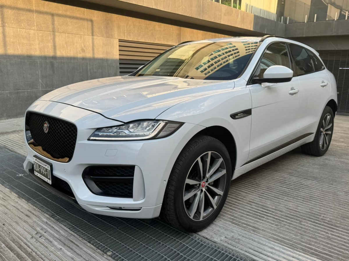 Jaguar F Pace 2019