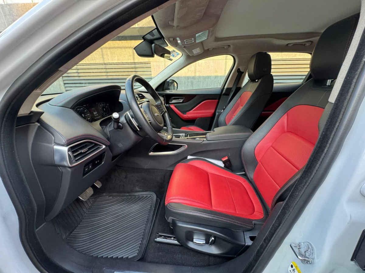 Jaguar F Pace 2019
