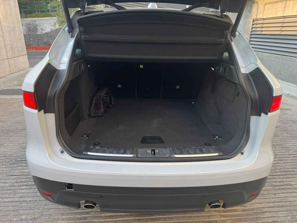 Jaguar F Pace 2019