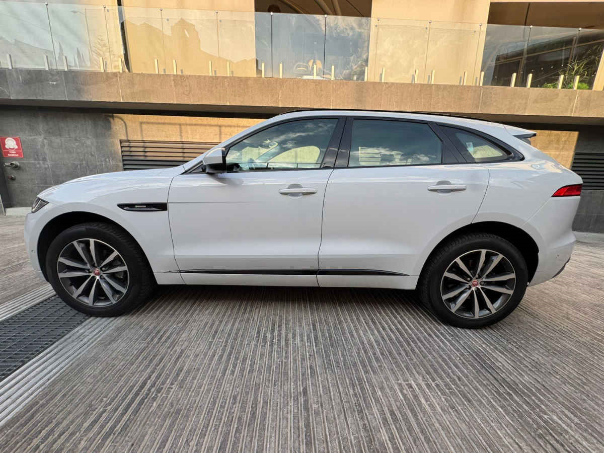 Jaguar F Pace 2019
