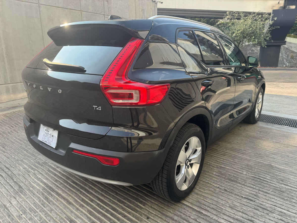 Volvo XC40 2020