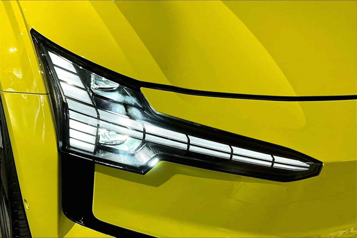 Volvo EX30 2024