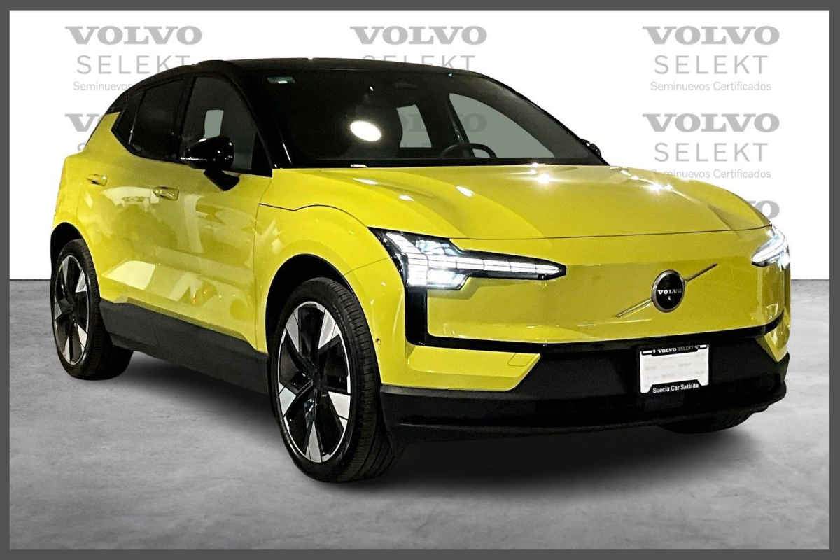 Volvo EX30 2024