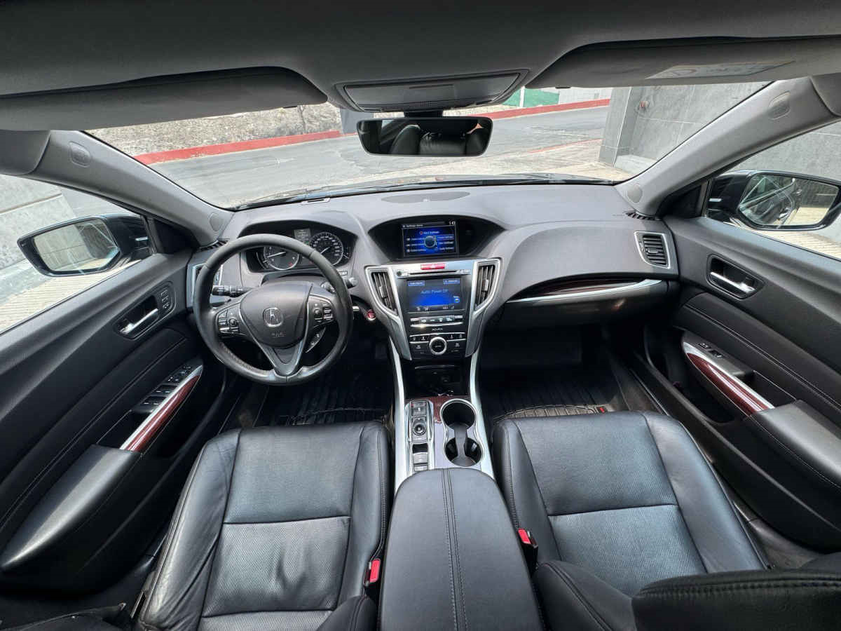 Acura TLX 2015