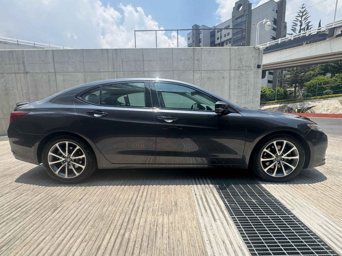 Acura TLX 2015