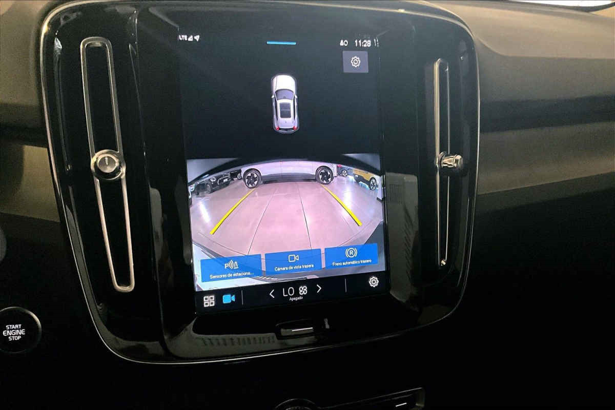 Volvo XC40 2023