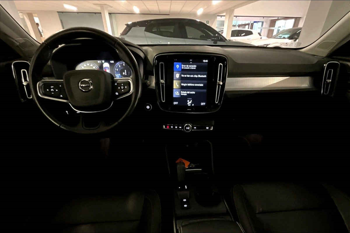 Volvo XC40 2021