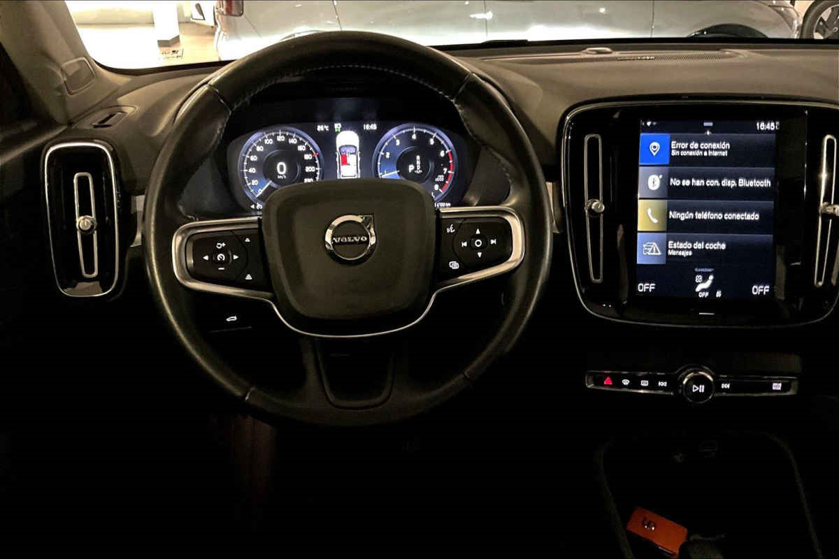 Volvo XC40 2021