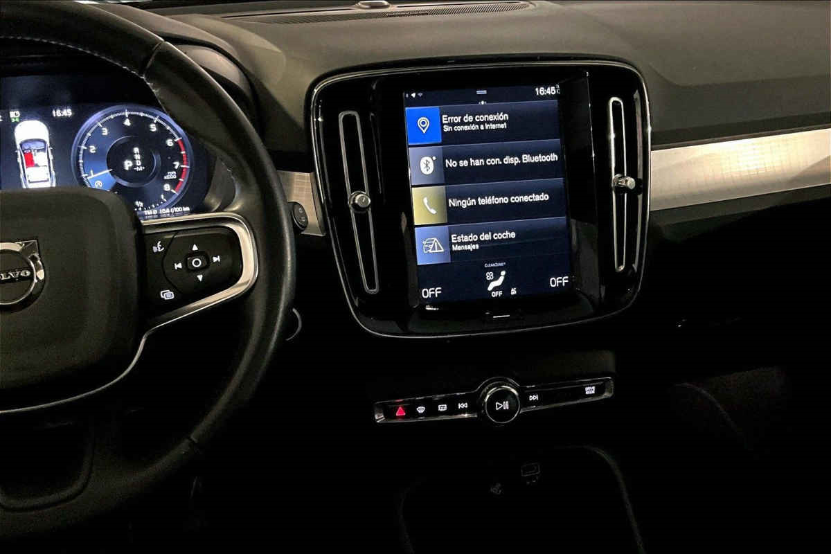 Volvo XC40 2021