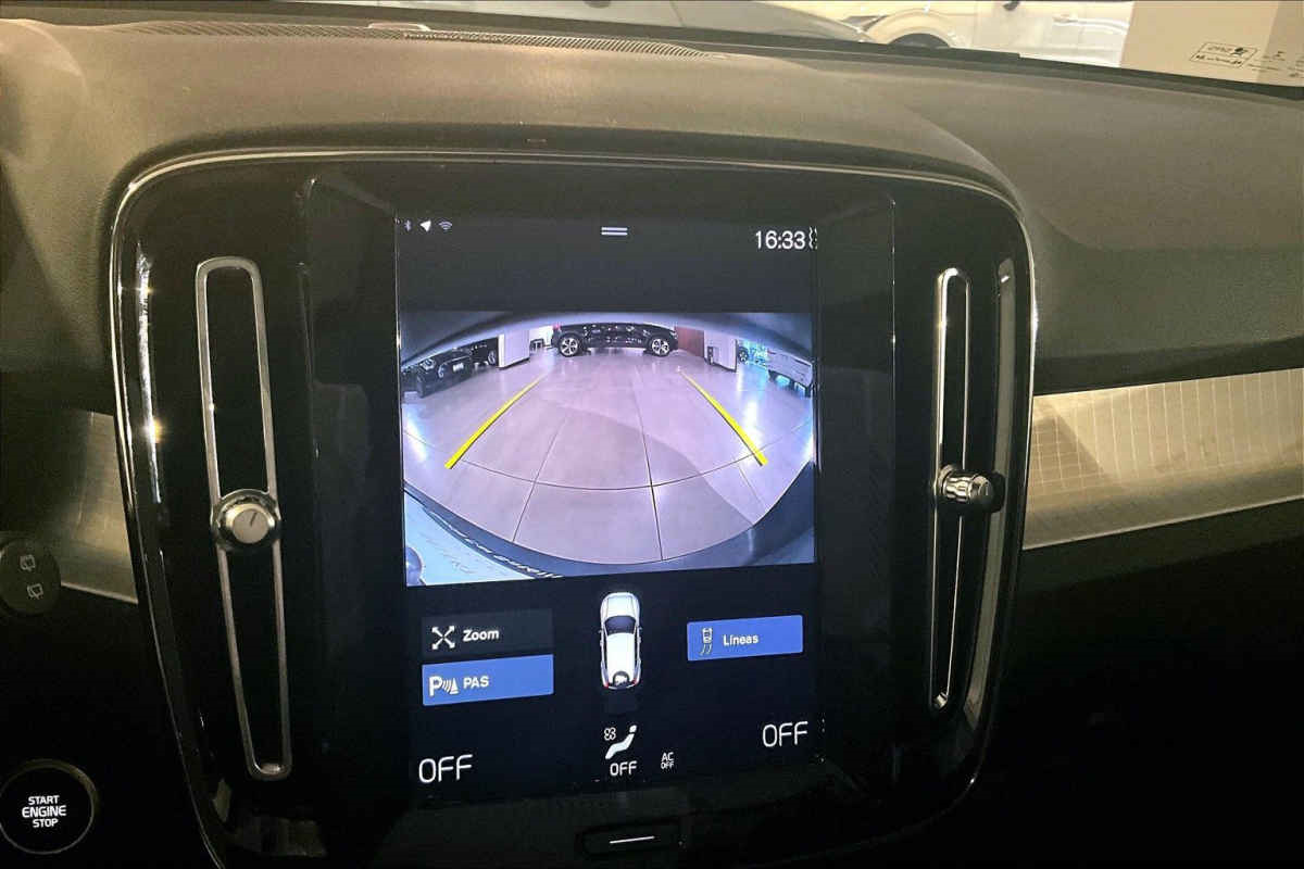 Volvo XC40 2021