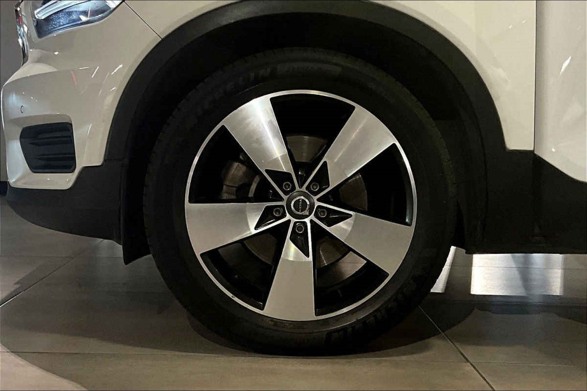 Volvo XC40 2021