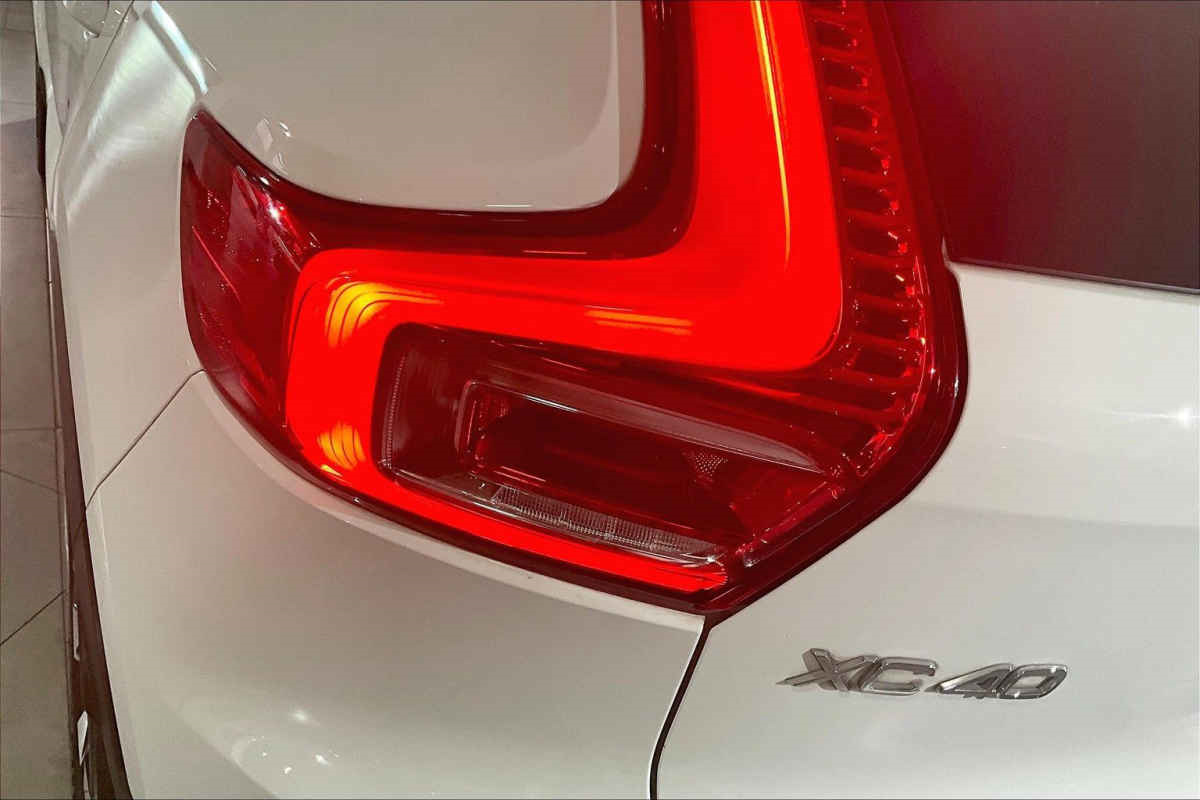 Volvo XC40 2021
