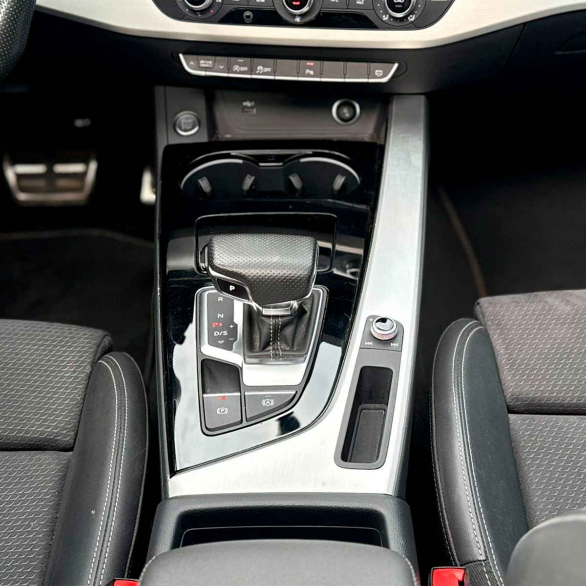 Audi A4 2023