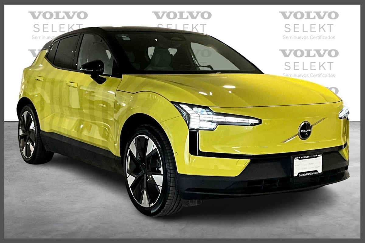 Volvo EX30 2024