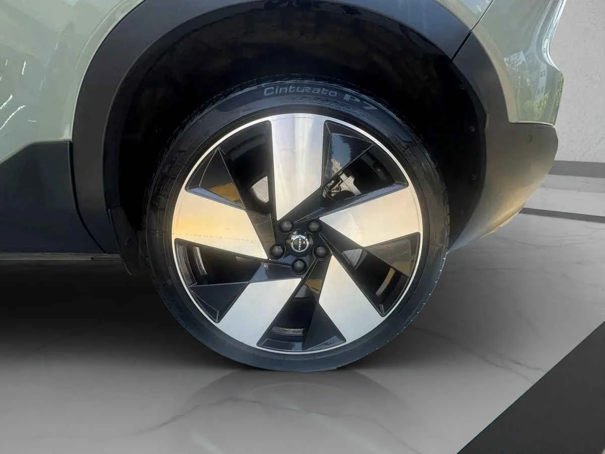 Volvo C40 2024