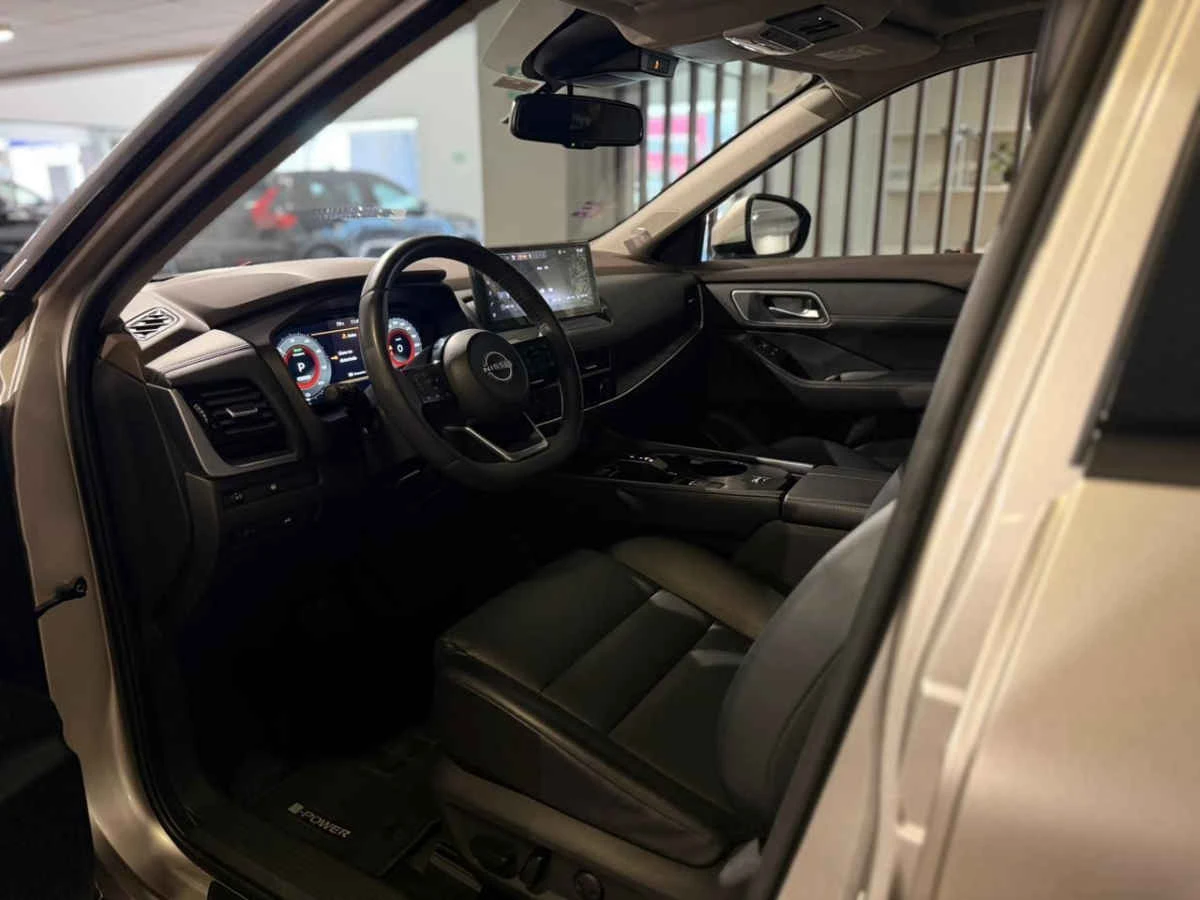 Nissan X-Trail 2025
